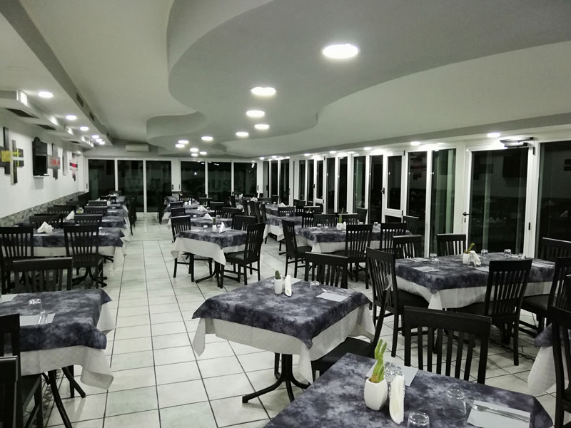 White House restaurant 2.0 - Siderno - Sala Grigia 120 posti